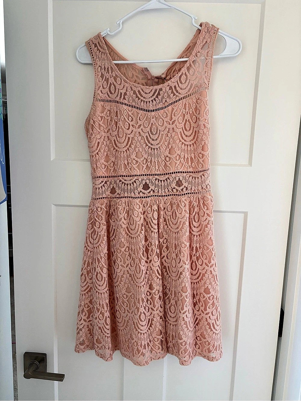 Trixxi Lace Mini Dress in Pink Size 7 Like New